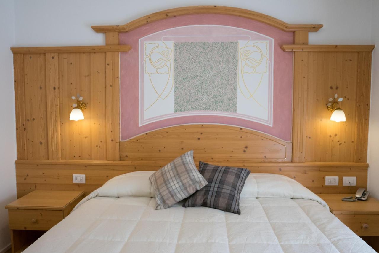 קאבאלס Hotel San Valier מראה חיצוני תמונה