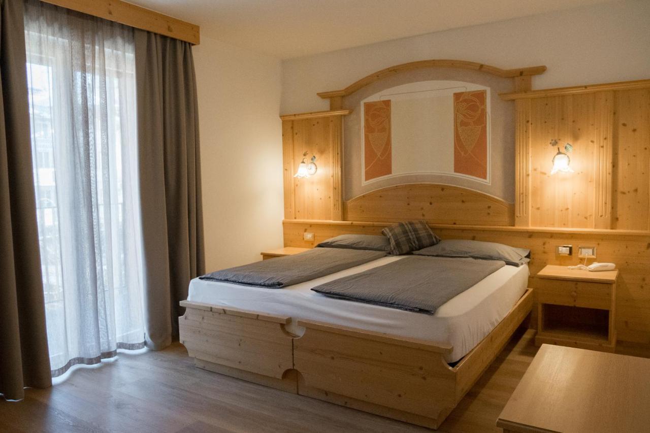 קאבאלס Hotel San Valier מראה חיצוני תמונה